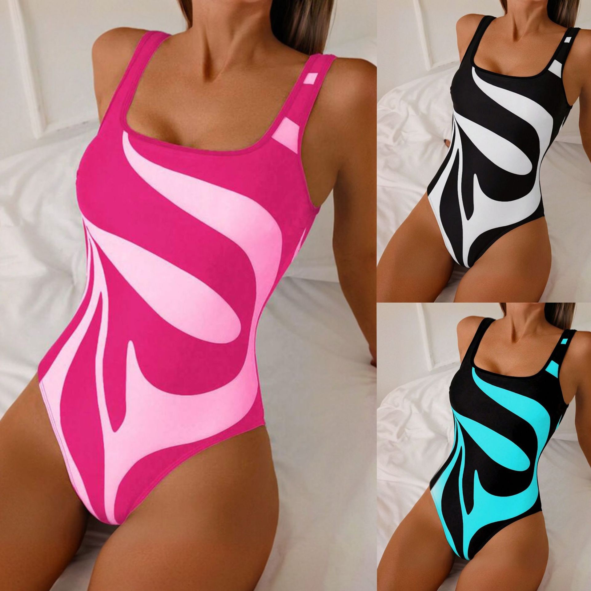 Vrouwelijke tankini met abstra - Bath recensie en prijs